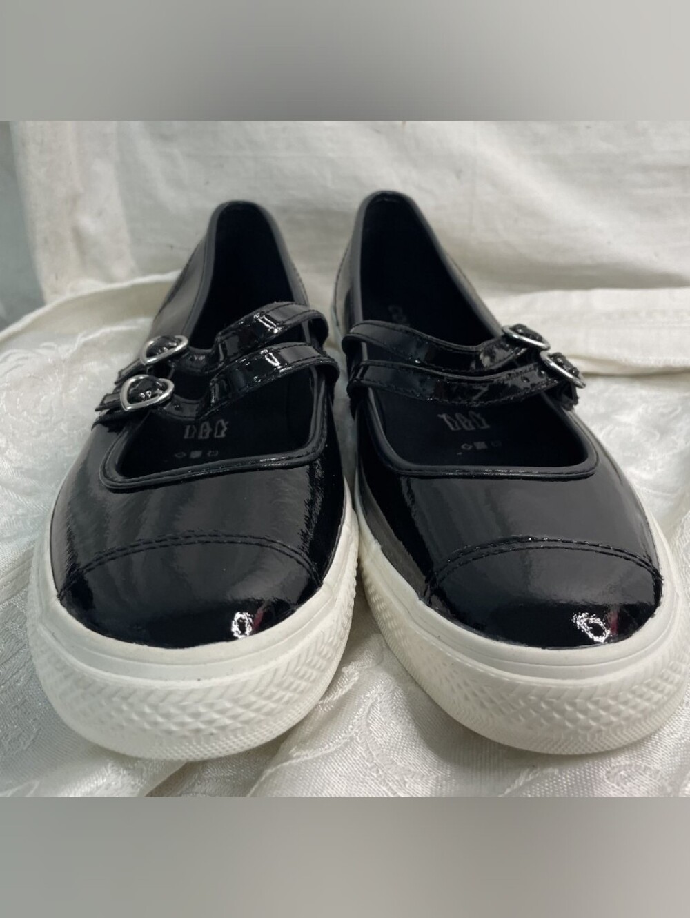 Converse Wmns Chuck Taylor All Star Dainty Mary Jane Sneakers Size 11 New - Picture 3 of 7